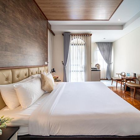Lcs Hotel & Apartment Phnom Pen Exterior foto