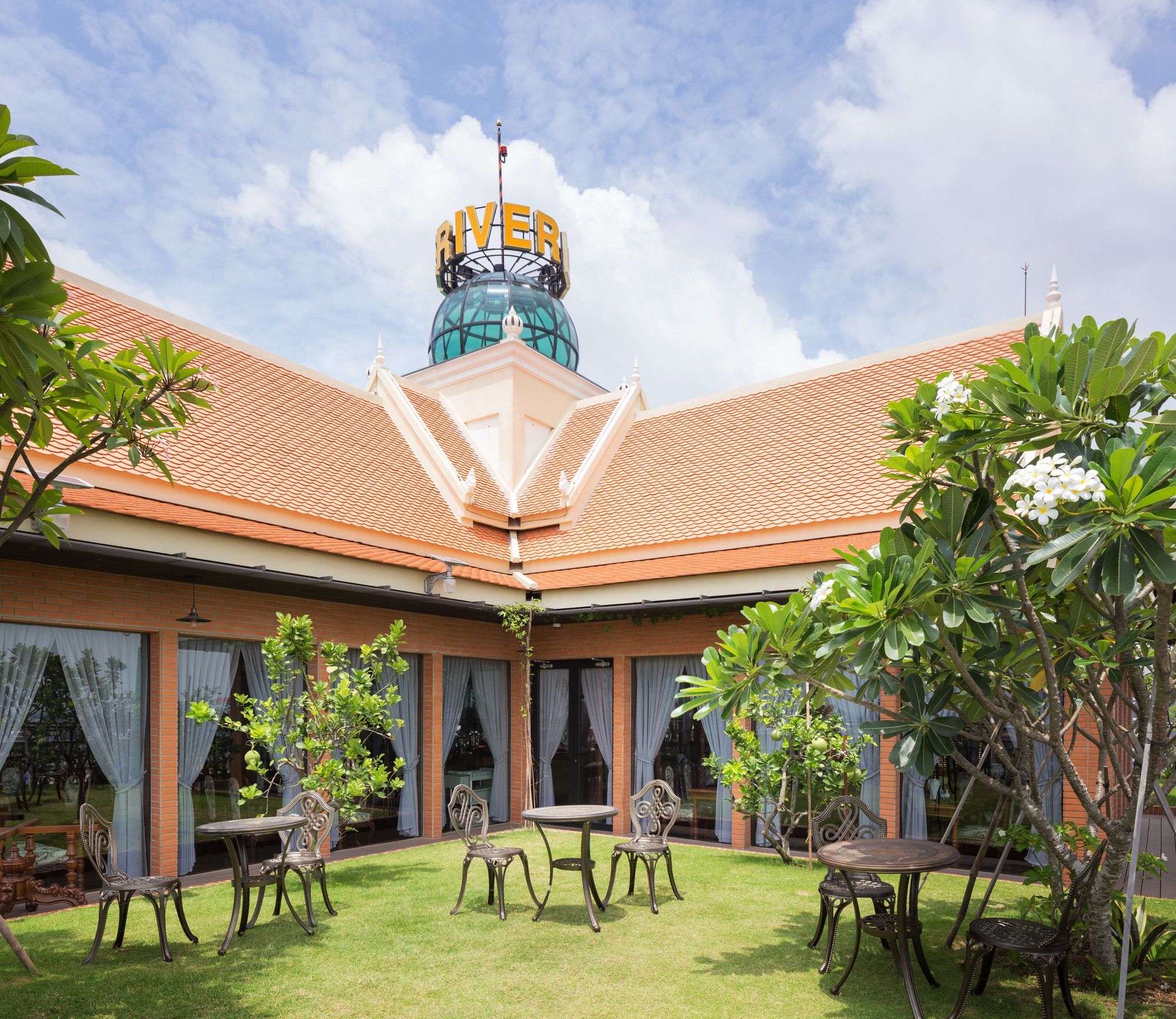 Lcs Hotel & Apartment Phnom Pen Exterior foto
