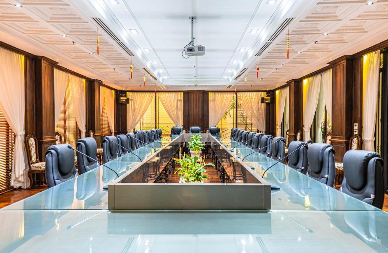 Lcs Hotel & Apartment Phnom Pen Exterior foto